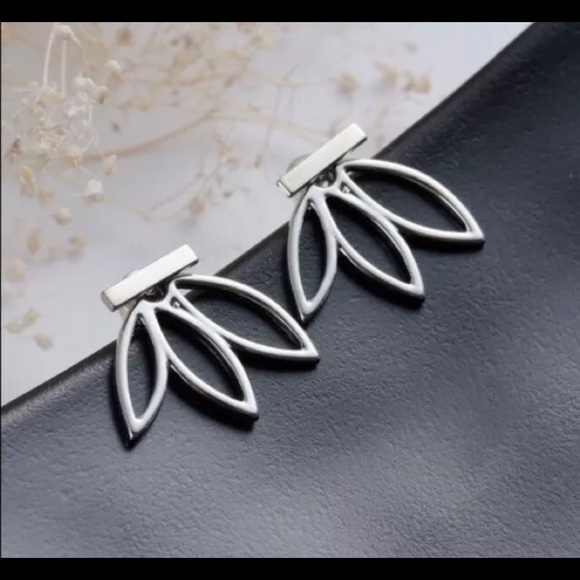 Jewelry - Dainty Lotus Flower Bar Stud Earrings Gold Silver